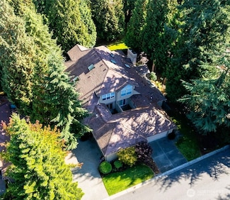 9042 Gleneagle Dr, Blaine, WA 98230