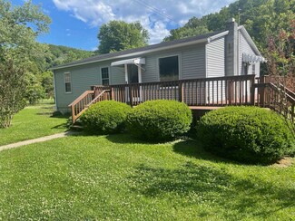2724 Shopes Creek Rd, Ashland, KY 41102