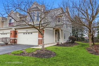 3323 Rosecroft Ln, Naperville, IL 60564