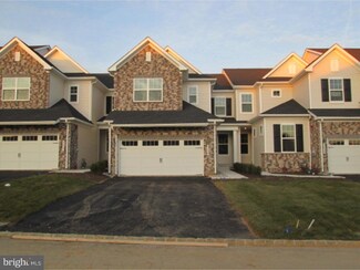3237 Krista Ln, Chester Springs, PA 19425