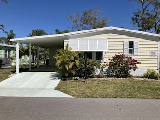 997 Plymouth Rock Dr Unit 69, Naples, FL 34110
