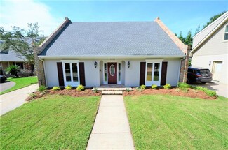 5133 Belle Dr, Metairie, LA 70006