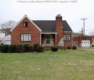 3002 Pennsylvania Ave, Charleston, WV 25302