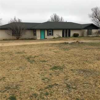 29128 County Road 1420, Cement, OK 73017
