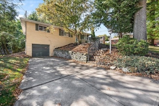 147 High Oak Place, Pittsburgh, PA 15220