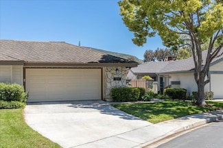 1241 Via Viento Suave Unit 34, San Marcos, CA 92078