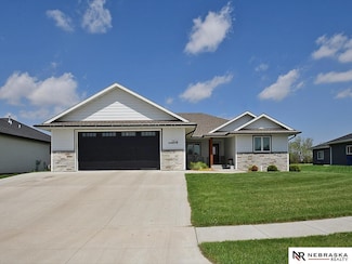 2104 Eastgate Dr, Crete, NE 68333