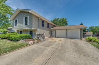 191 Manor Ln, Bloomingdale, IL 60108