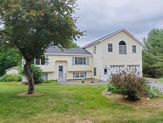 223 Sewall Dr, Farmington, ME 04938