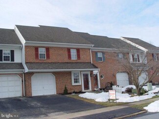 122 Rockford Square, Mountville, PA 17554