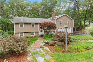 15 Sleigh Rd, Chelmsford, MA 01824