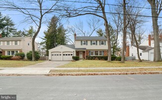 23 Melody Ln, Cherry Hill, NJ 08002