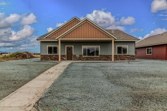 1920 Sandstone Loop S, Sartell, MN 56377