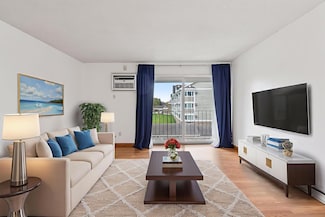 14115 Pennock Ave Unit 301, Saint Paul, MN 55124