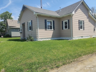 1527 N C St, Elwood, IN 46036