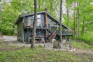 113 Covered Bridge Ln, Bartlett, NH 03812
