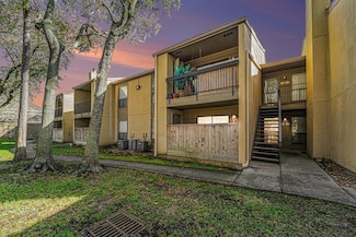 3300 Pebblebrook Dr Unit 75, Seabrook, TX 77586