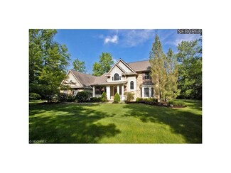 145 Mallard Creek Run, Lagrange, OH 44050