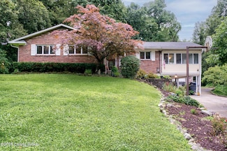 7105 Woodrow Way, Louisville, KY 40228