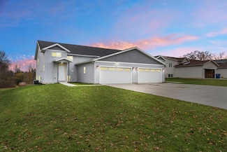 2656 60th St SE, Kentwood, MI 49508