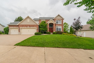 2907 Fox Creek Rd, Bloomington, IL 61705
