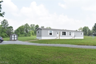 2780 Columbiana Rd, New Springfield, OH 44443
