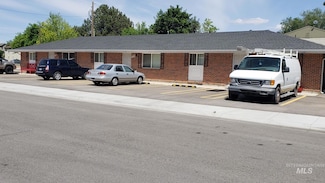402 E Washington Ave, Meridian, ID 83642