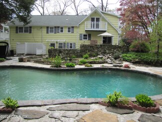 47 Mimosa Dr, Cos Cob, CT 06807