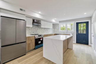 192 Main St Unit D, Medway, MA 02053