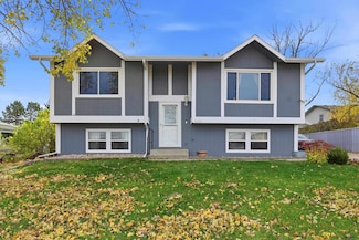 1930 Galaxy Dr, Rapid City, SD 57701