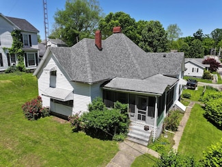 202 W Commerce St, Grayville, IL 62844