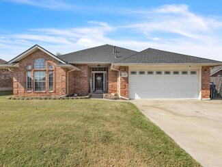 8109 Eagle Cir, Oklahoma City, OK 73135