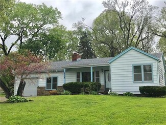 2715 Berry Ave, Independence, MO 64057