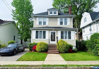 28 Lincoln Ave, Cliffside Park, NJ 07010
