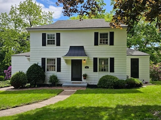412 Pine St, Middletown, CT 06457