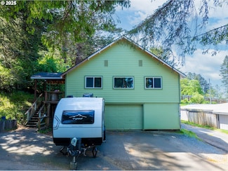 94191 Seaview Ln, Gold Beach, OR 97444