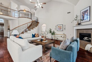 2828 Stackhouse St, Fort Worth, TX 76244