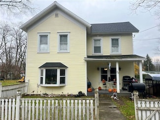 20 Maple St, Milford, NY 13807