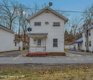 49 Linden St, Luzerne, PA 18709