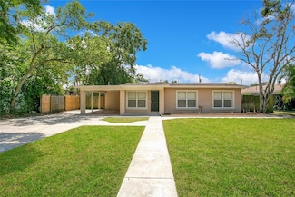 1531 Huntington St, Lakeland, FL 33801