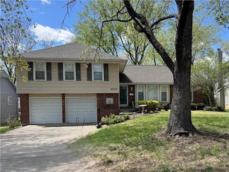 9818 Melrose St, Overland Park, KS 66214