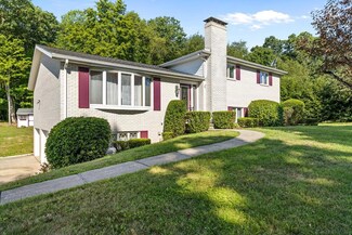 100 Doel Rd, Johnstown, PA 15905