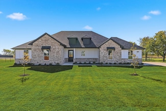 8751 Kassandra Dr, Sanger, TX 76266