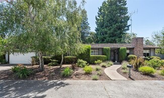 1465 Bay Laurel Dr, Menlo Park, CA 94025