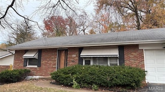 8319 Hawkesbury Dr, Saint Louis, MO 63121