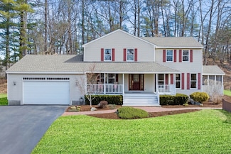 2 Ogden Ln, Middleton, MA 01949