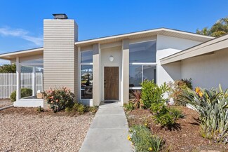 2442 Alto Cerro Cir, San Diego, CA 92109