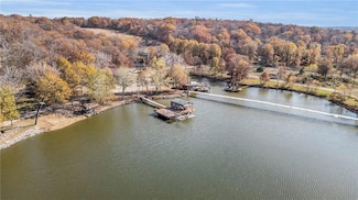 25803 S Lake View Dr, Freeman, MO 64746