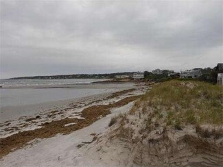 15 Wingaersheek Rd, Gloucester, MA 01930