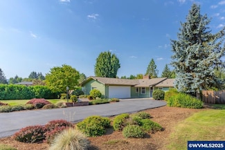 32008 Moss St, Lebanon, OR 97355